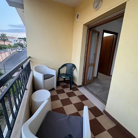 Apartman Civico Chic Mandatoriccio Marina
